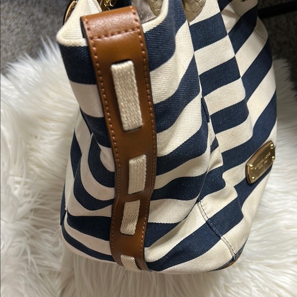Michael Kors Navy and Cream Tote - Picture 12 of 12